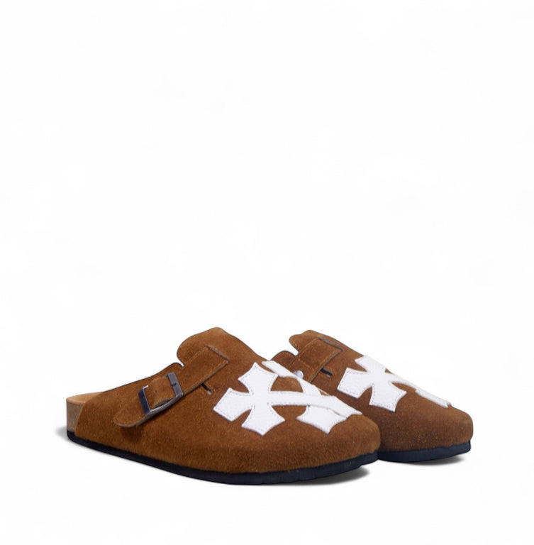 CRIXCRUX CLOG IN TAN BROWN