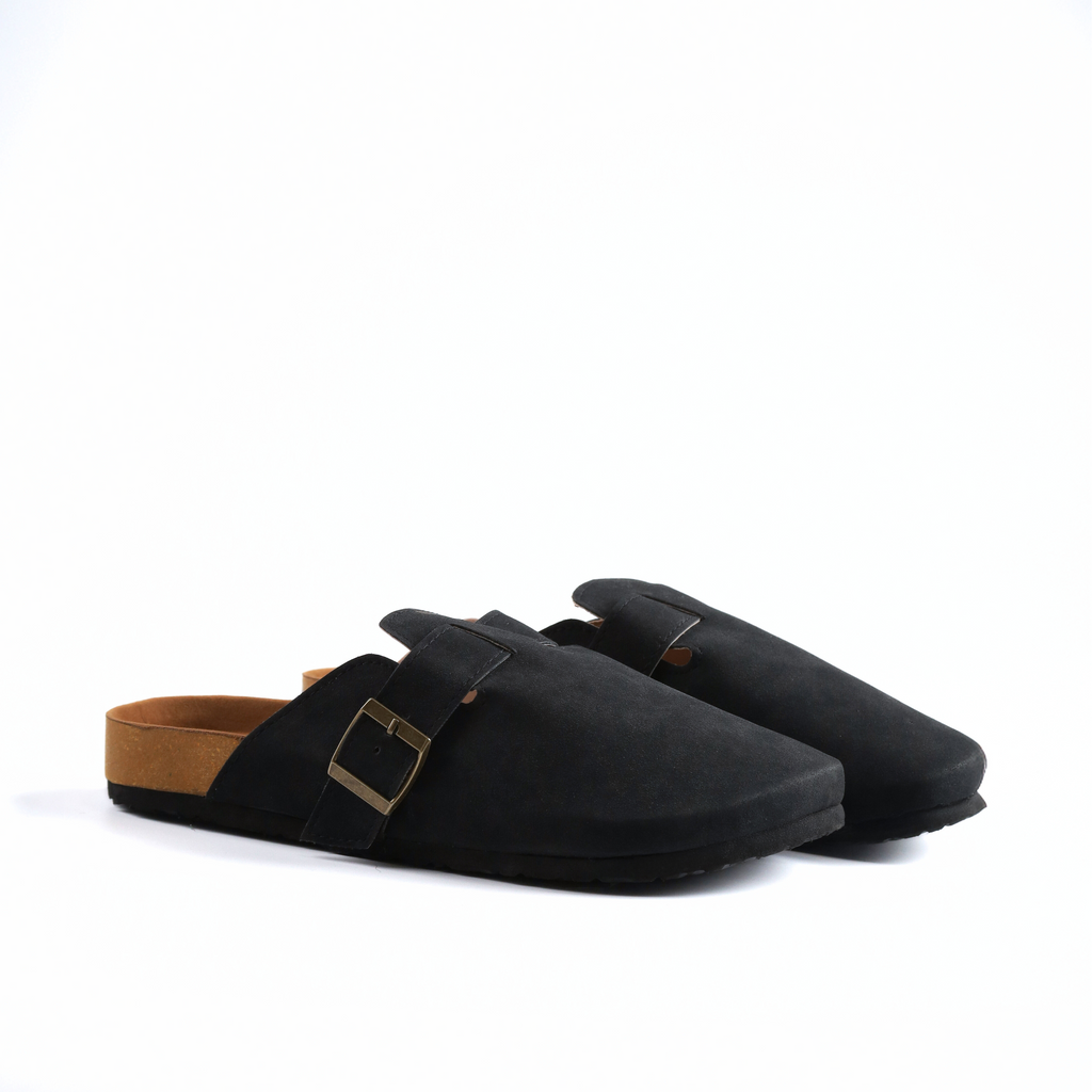 CLASSIC CLOG IN SPACE BLACK