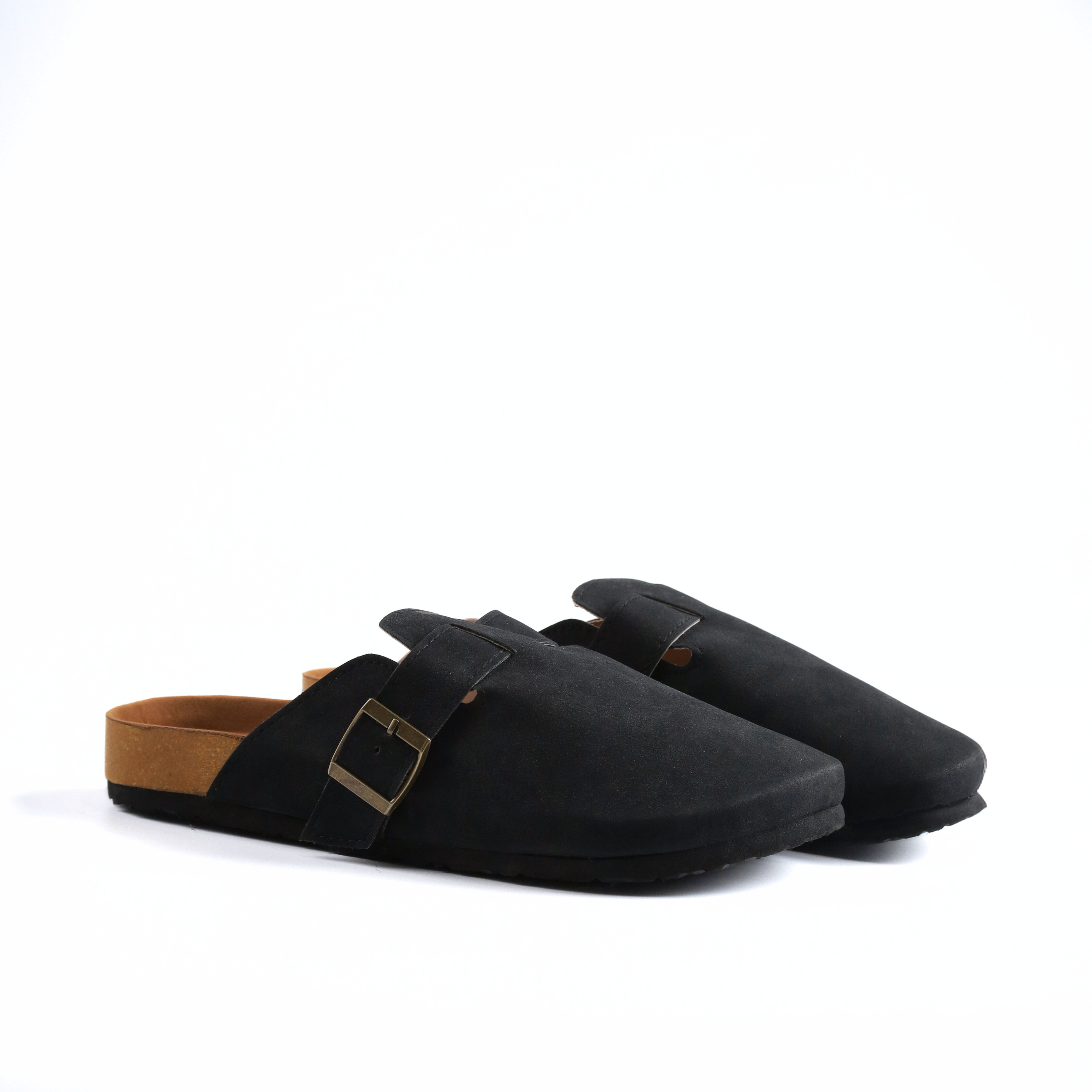 CLASSIC CLOG IN SPACE BLACK