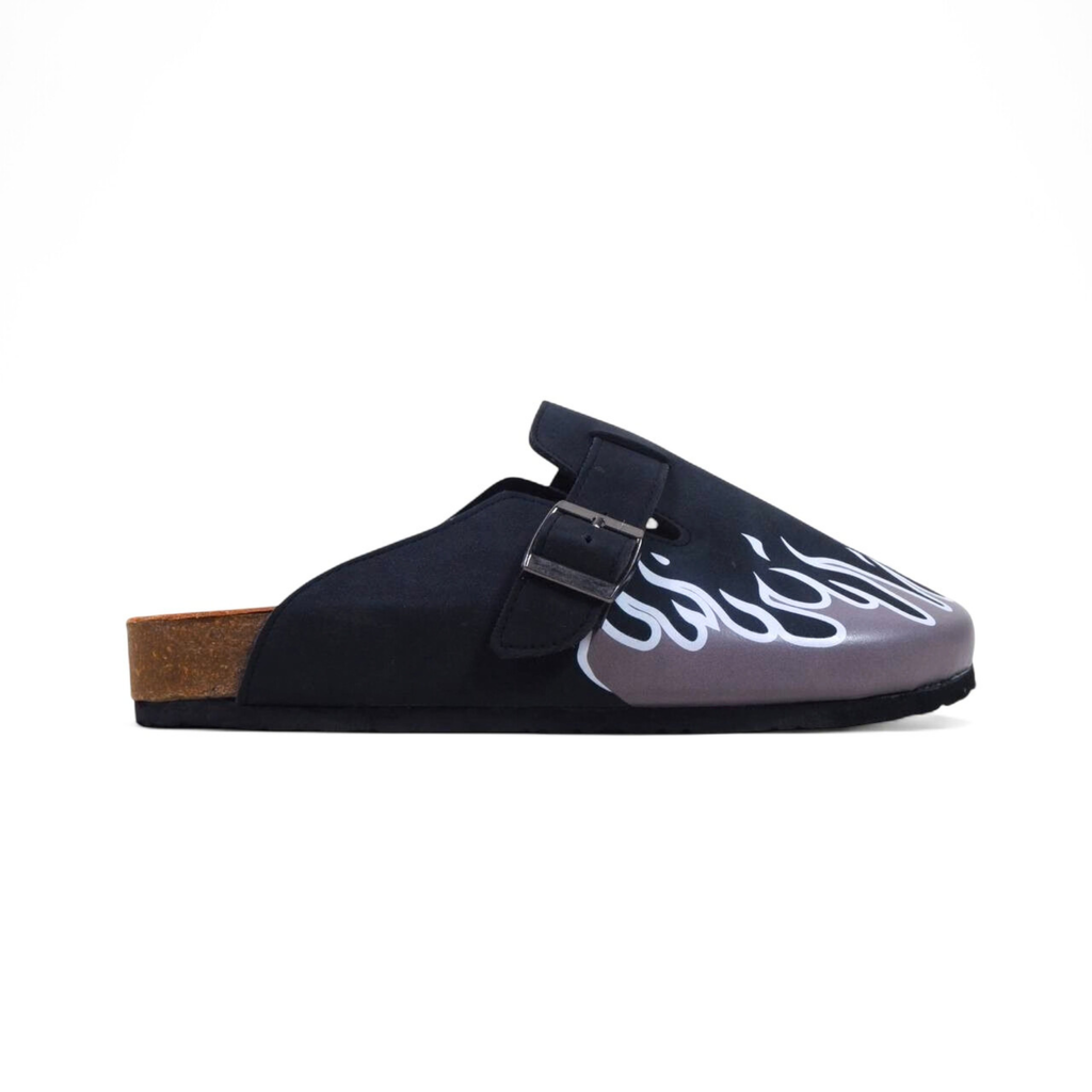 FLAMING SMOKED CLOG IN CHARCOAL BLACK