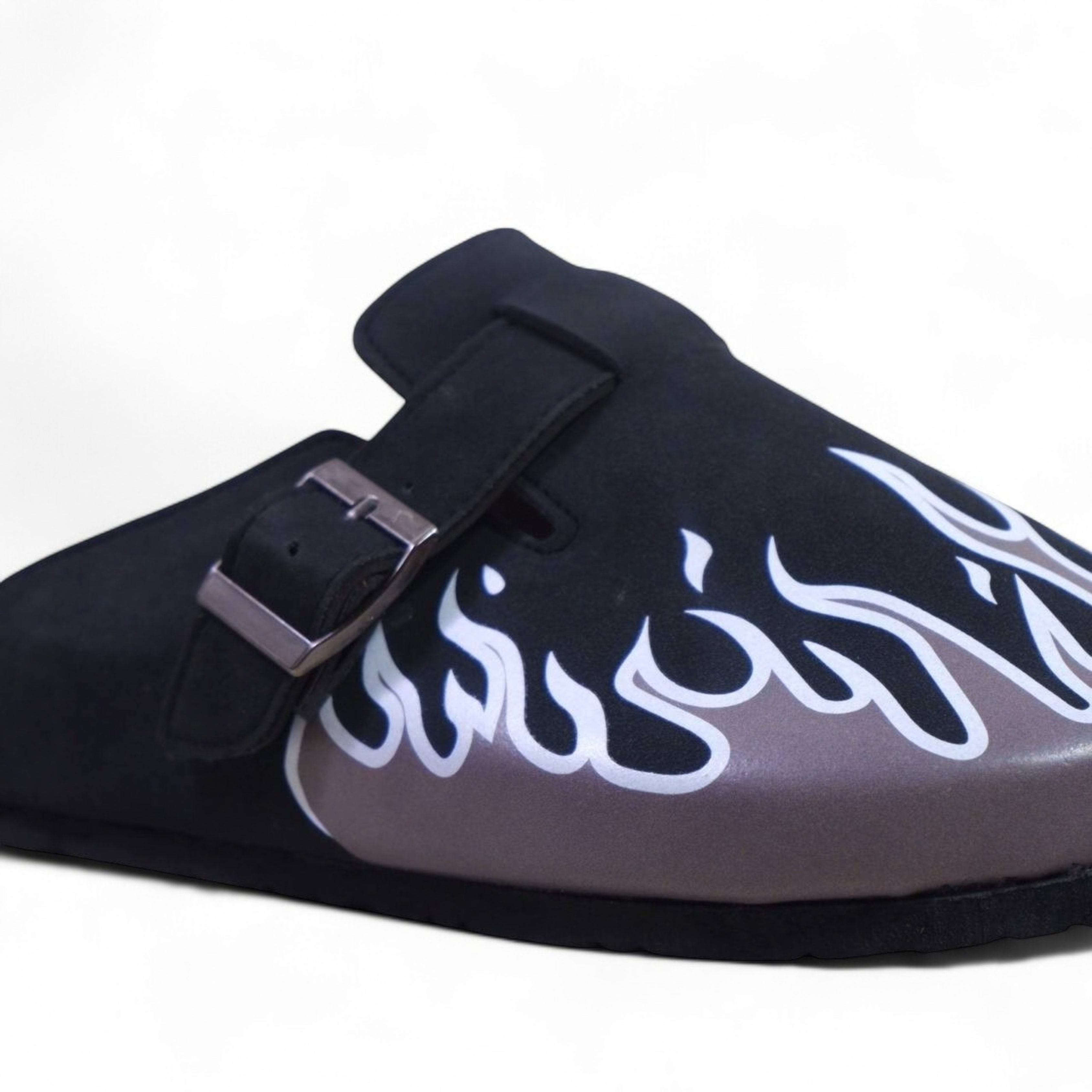 FLAMING SMOKED CLOG IN CHARCOAL BLACK