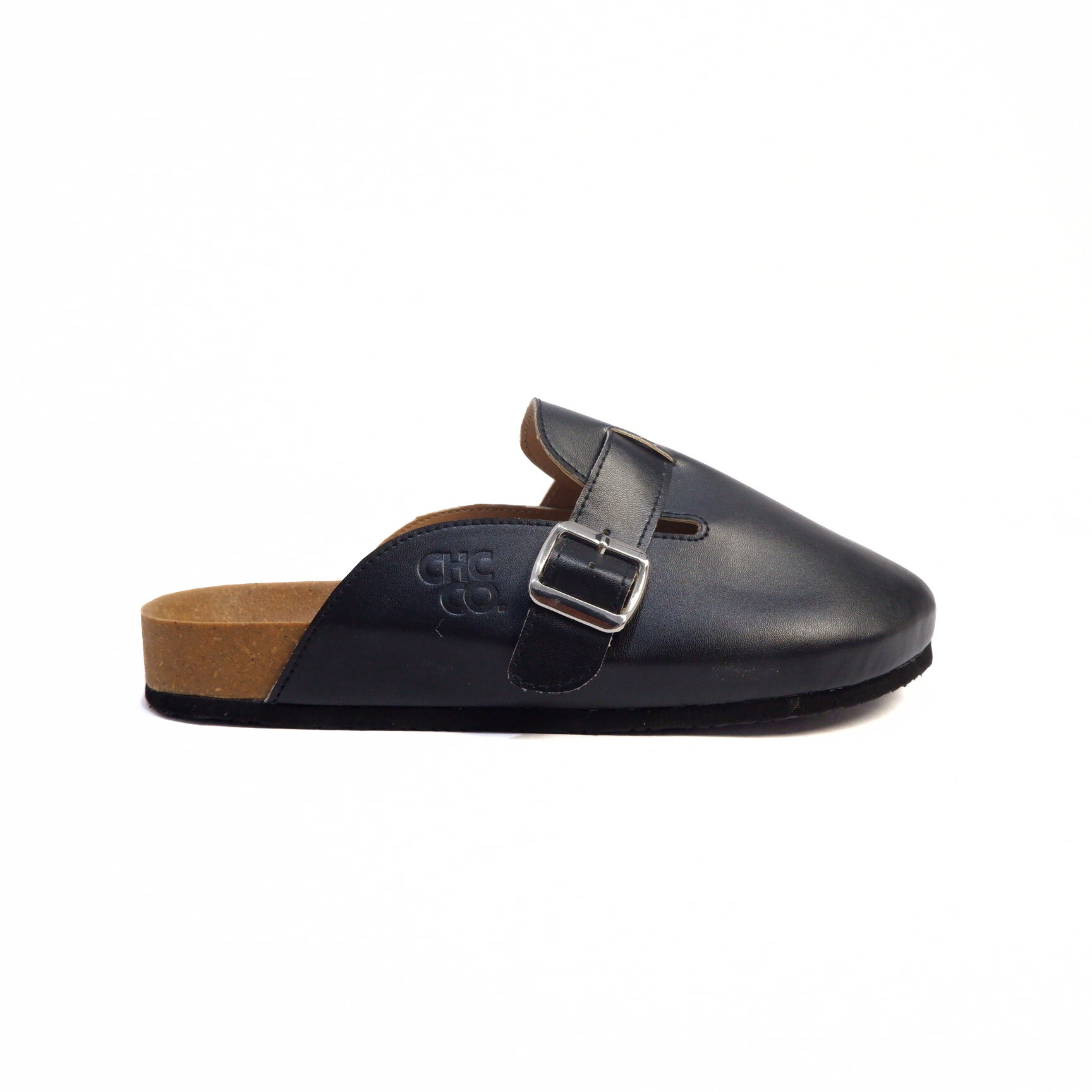 OILED LEATHER CLOG IN ONYX BLACK