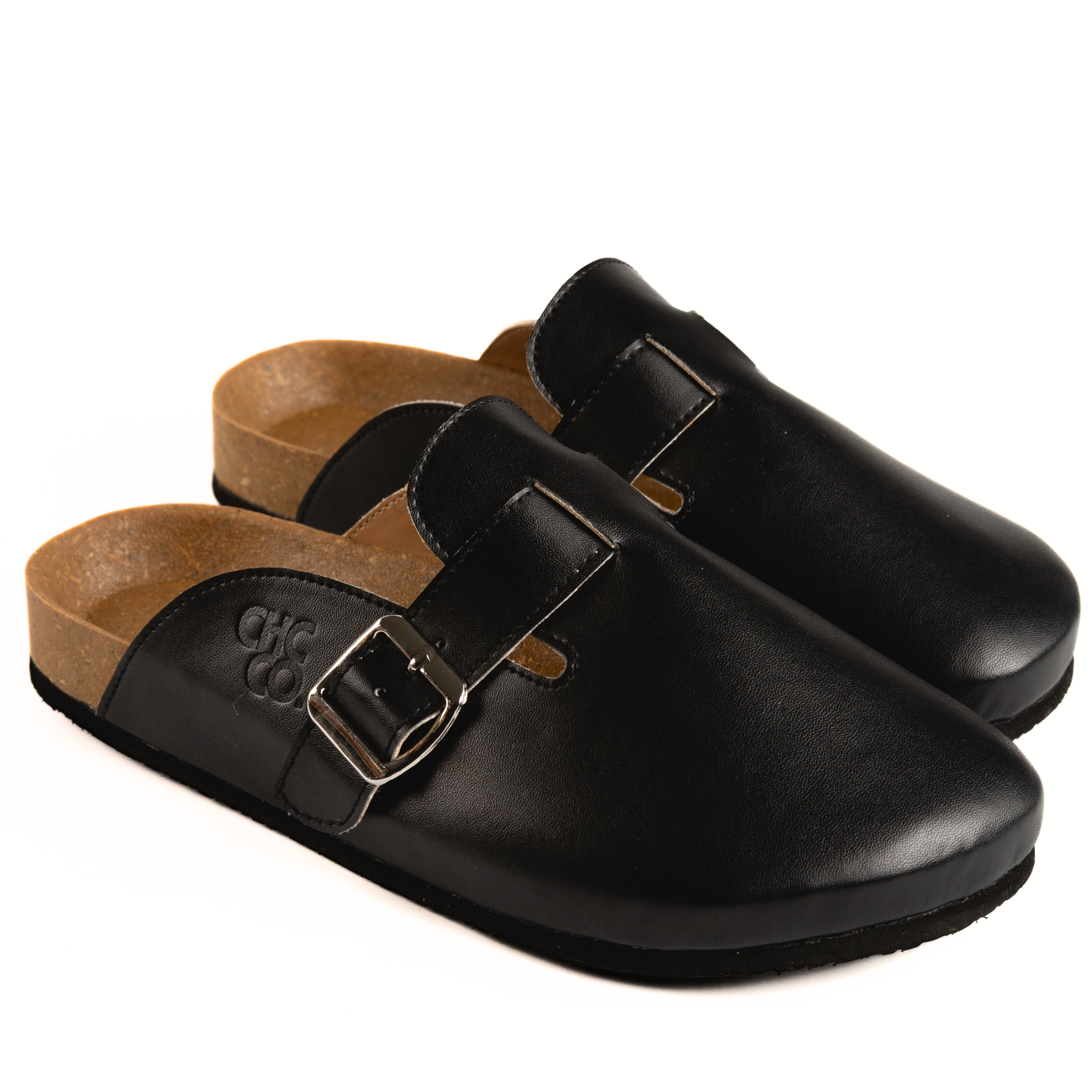 OILED LEATHER CLOG IN ONYX BLACK