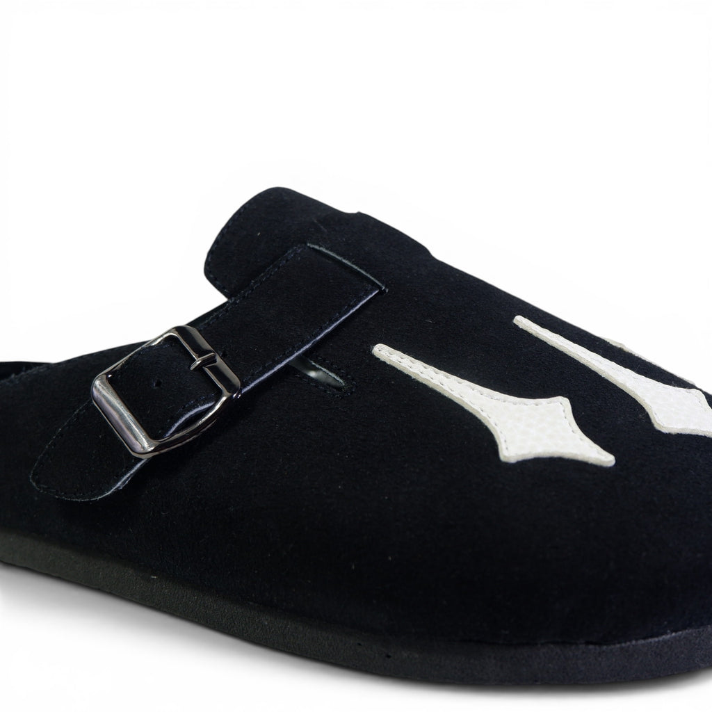 ISSA TRINITY CLOG IN SPACE BLACK