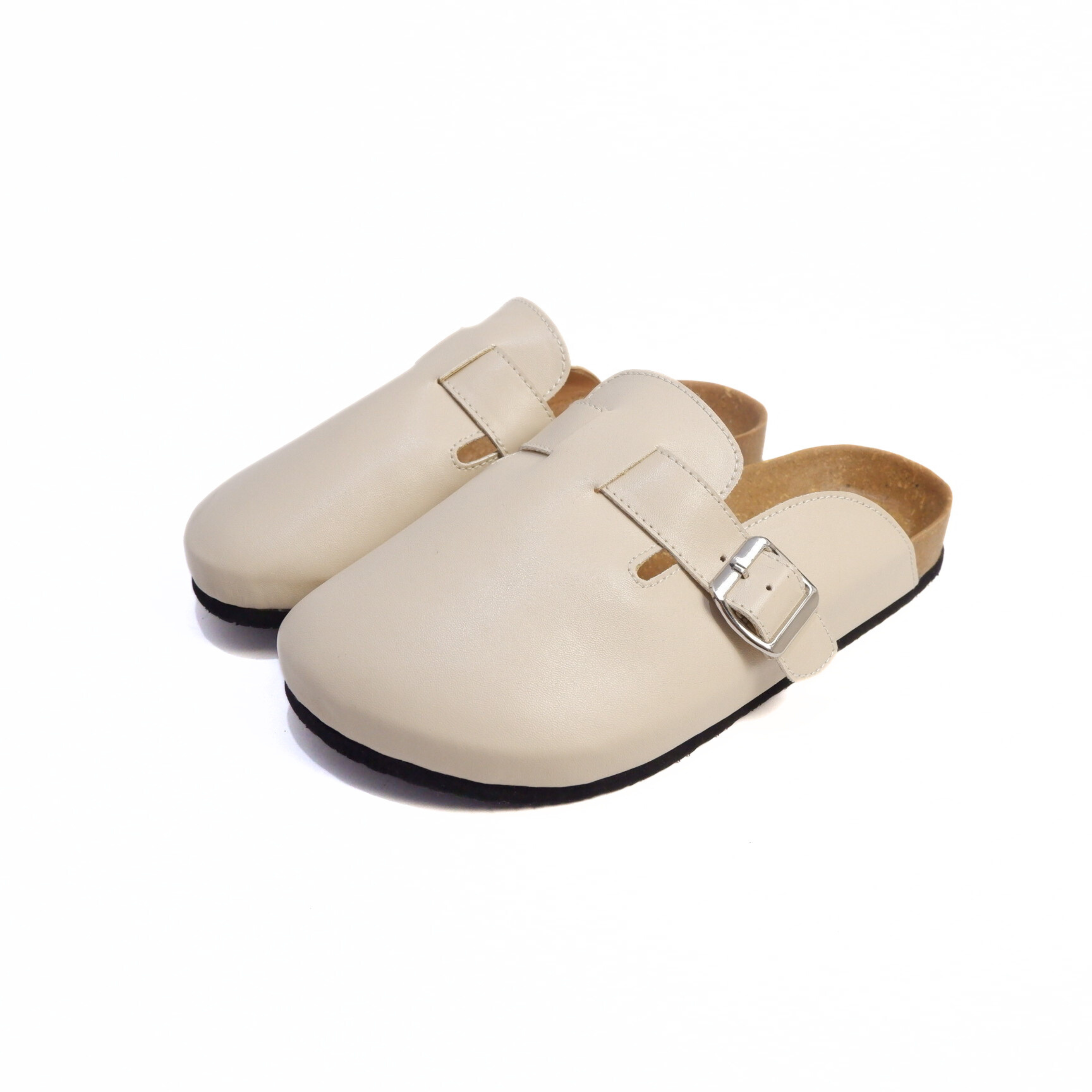 OILED LEATHER CLOG IN WHITE OAK