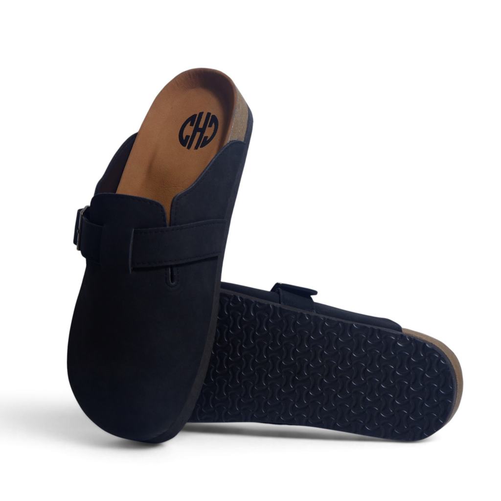 CLASSIC CLOG IN SPACE BLACK
