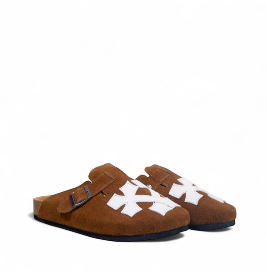 CRIXCRUX CLOG IN TAN BROWN