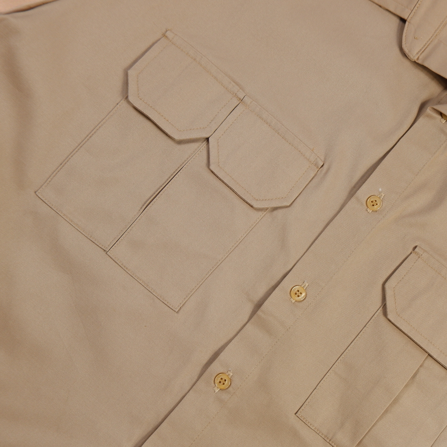 WORKWEAR BOXY CROPPED POLO IN PEANUT