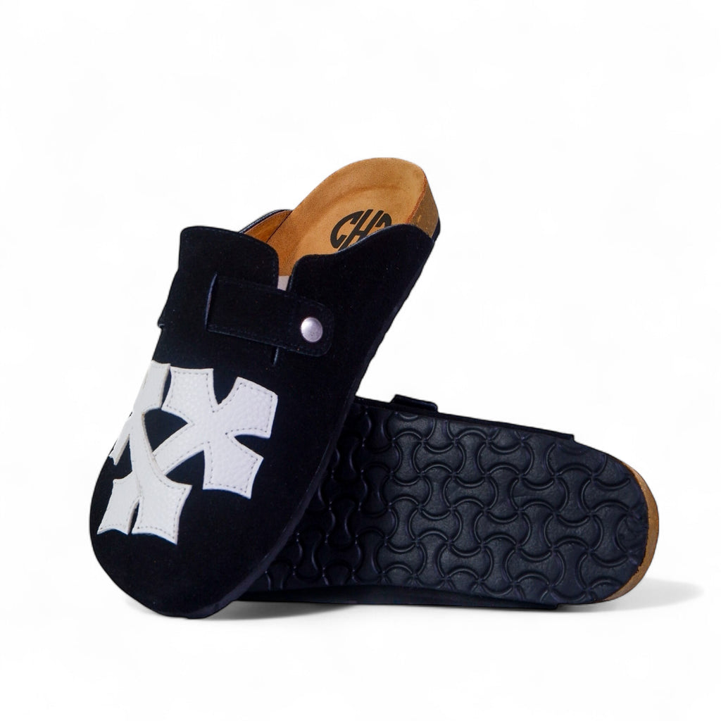 CRIXCRUX CLOG IN SPACE BLACK