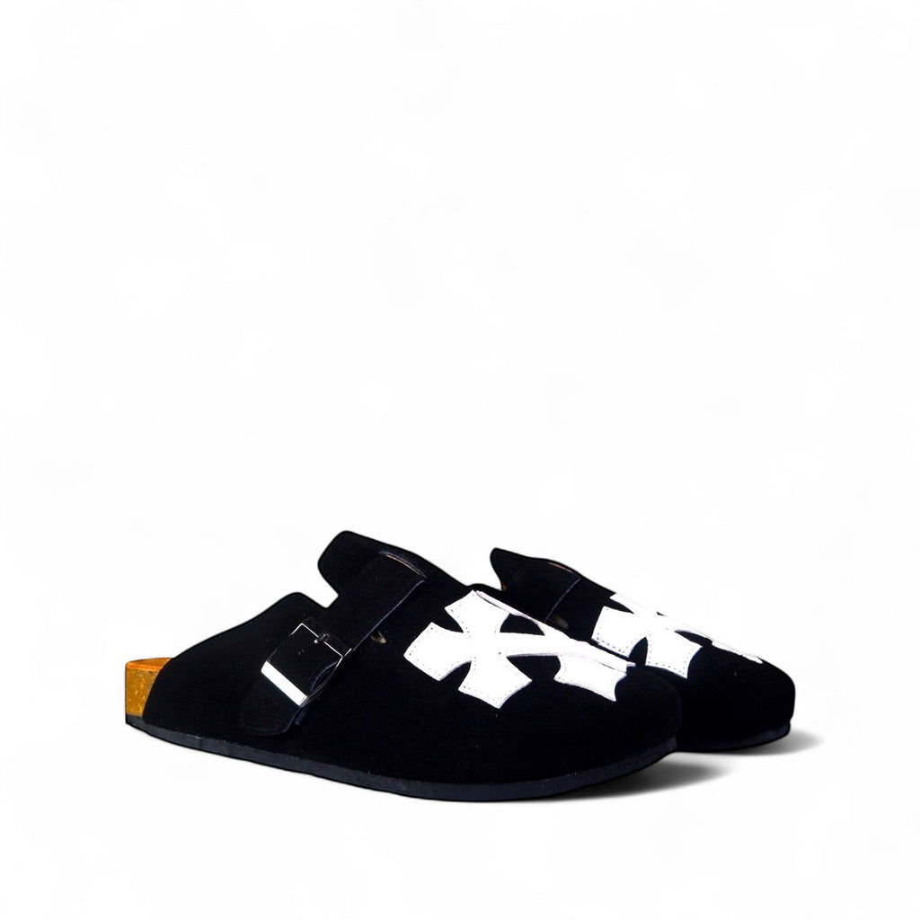 CRIXCRUX CLOG IN SPACE BLACK