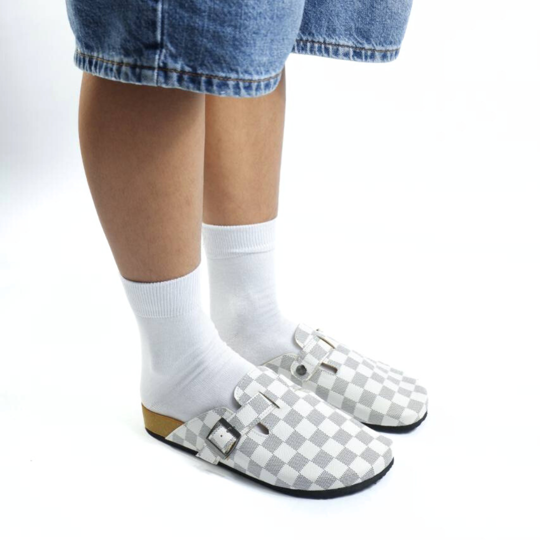 CHECKERBOARD CLOG IN ARCTIC WHITE