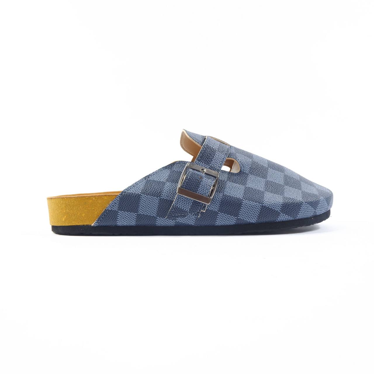 CHECKERBOARD CLOG IN NAVY BLUE