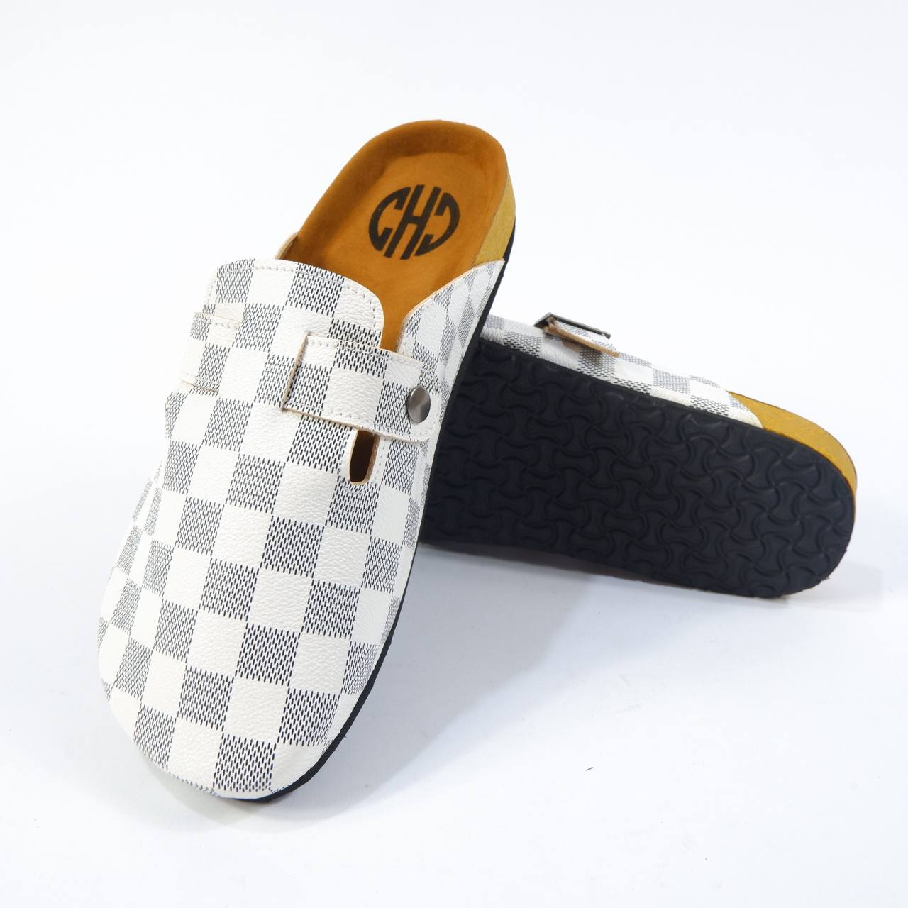 CHECKERBOARD CLOG IN ARCTIC WHITE